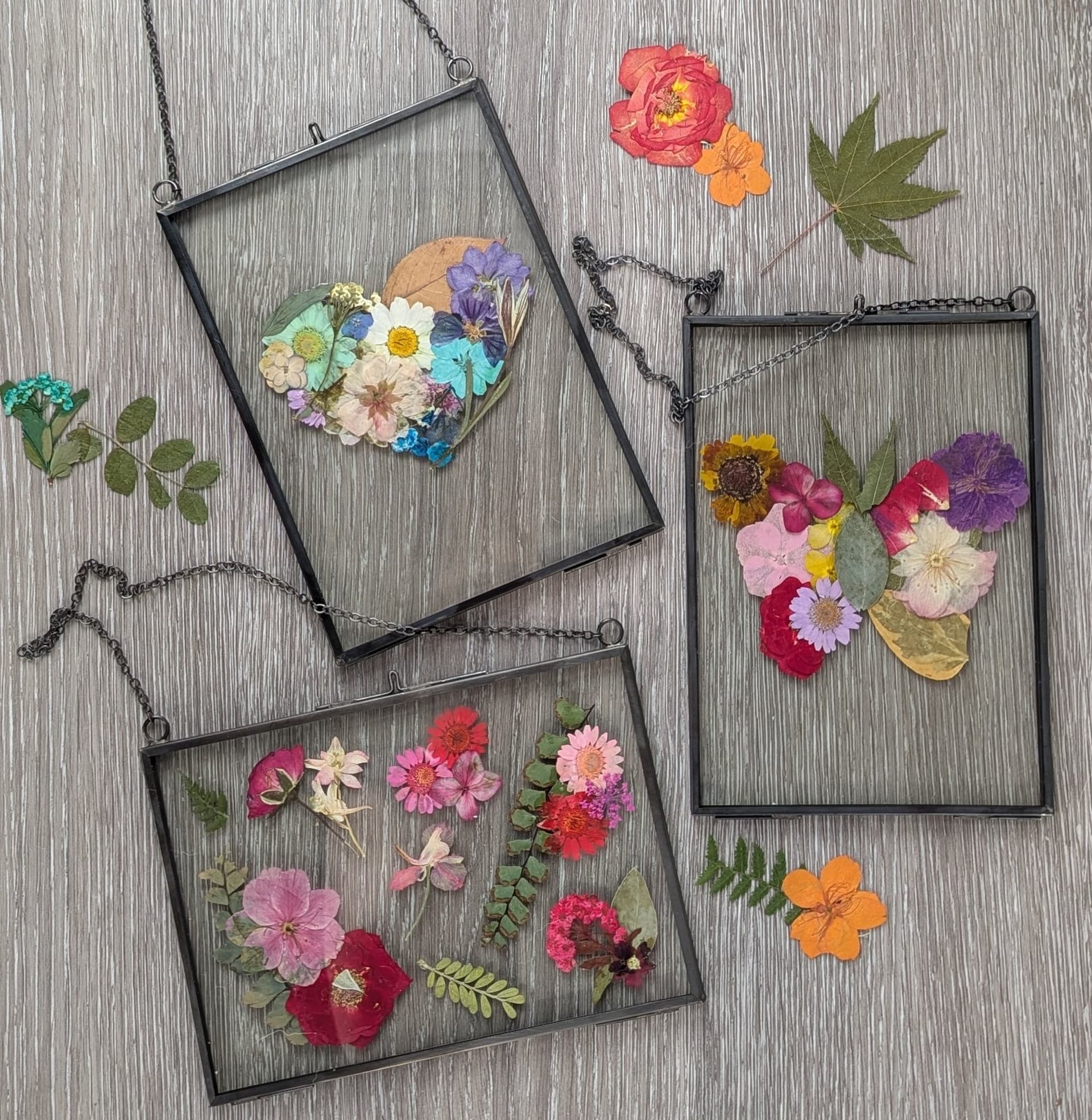 Create Your Own Pressed Flower Frame