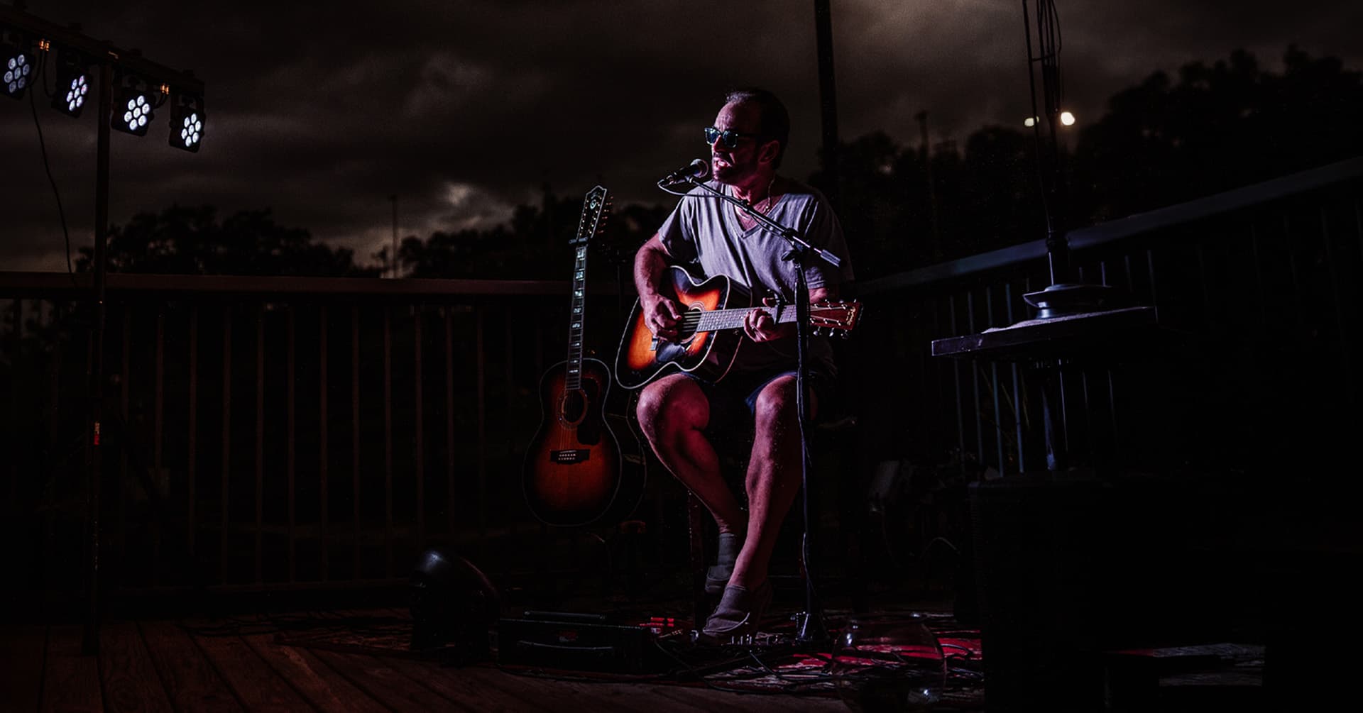 FREE LIVE MUSIC W/ DENNY MCGOVERN