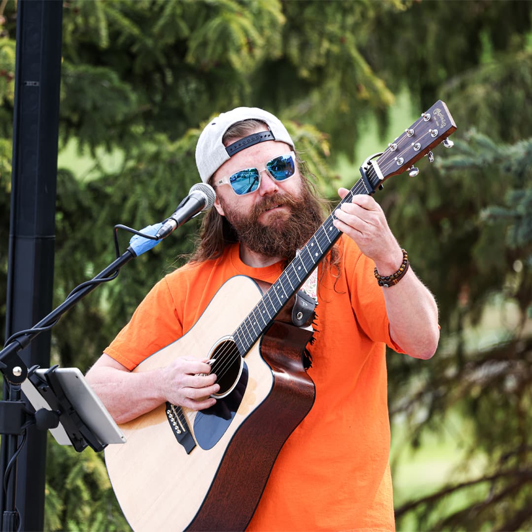 Free Live Music w/ Tony Sammis