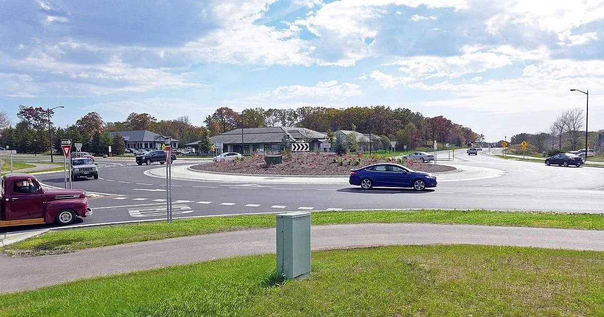Lakeville's 185th and Kenwood Roundabout Is Finally Getting a Fix Study
